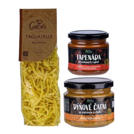 Tagliatelle + Dýňové čatní + Tapenáda ze sušených rajčat Tagliatelle + Dýňové čatní + Tapenáda ze sušených rajčat